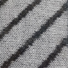 Carica l'immagine nel visualizzatore di Gallery, Carré UN/PAIR grigio scuro bianco