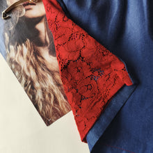 Carica l'immagine nel visualizzatore di Gallery, Boxerina pizzo rosso mattone e retro chambray blu scuro con tasche