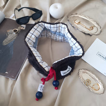 Carica l'immagine nel visualizzatore di Gallery, COLLO UN/PAIR QUADRATINI GIALLI MONTONCINO TESTA DI MORO