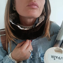 Carica l'immagine nel visualizzatore di Gallery, COLLO UN/PAIR QUADRATINI GIALLI MONTONCINO TESTA DI MORO