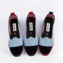 Carica l'immagine nel visualizzatore di Gallery, UN/PAIR celeste nastro nero