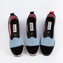 Carica l'immagine nel visualizzatore di Gallery, UN/PAIR celeste nastro beige