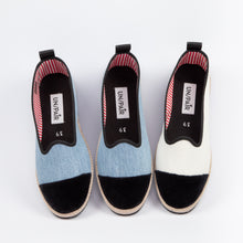 Carica l'immagine nel visualizzatore di Gallery, UN/PAIR celeste nastro beige