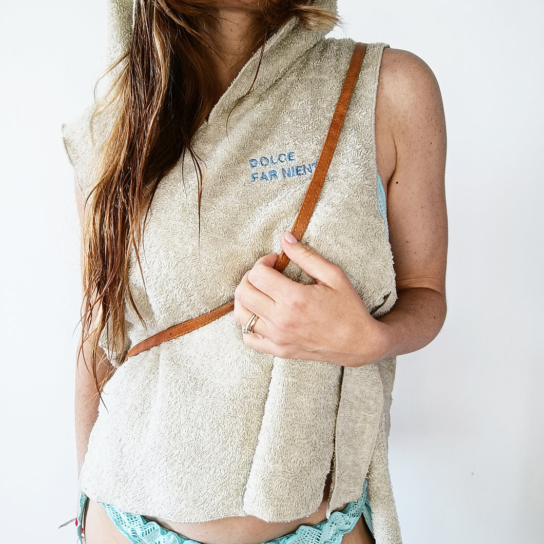 Sand Sleeveless Poncho with embroidery