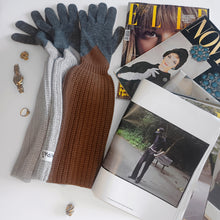 Load image into Gallery viewer, UN/PAIR Two pearl grey gloves and a third hazelnut glove

