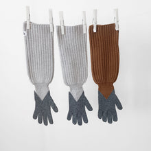 Carica l&#39;immagine nel visualizzatore di Gallery, Guanto UN/PAIR Grigio perla con terzo nocciola
