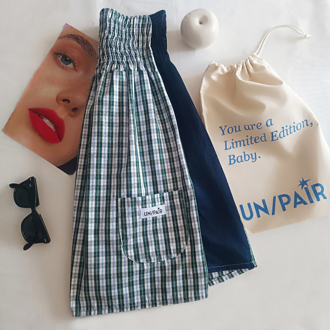 Minidress a quadri verde con retro in raso blu notte