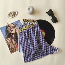 Carica l'immagine nel visualizzatore di Gallery, Boxerina a quadretti viola e retro a righe viola con tasche

