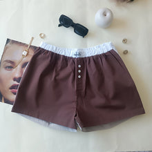 Load image into Gallery viewer, Hazelnut and Écru Shorts
