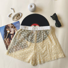 Load image into Gallery viewer, Boxerina in embroidered tulle
