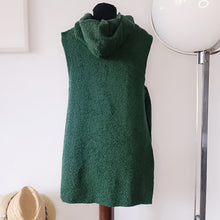 Load image into Gallery viewer, Green Sleeveless Poncho
