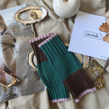 Load image into Gallery viewer, UN/PAIR Fingerless gloves Green Chocolate Pink
