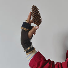 Load image into Gallery viewer, UN/PAIR Fingerless gloves Coffee Blue Camel
