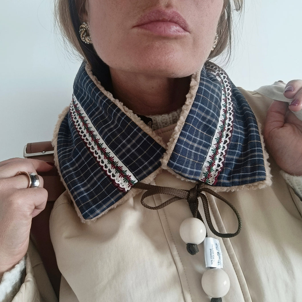COLLAR UN/PAIR BLUE SQUARE BEIGE MONTONCINO MACRAME RIBBON