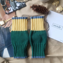 Carica l&#39;immagine nel visualizzatore di Gallery, Manicotto UN/PAIR Verde Giallo pallido Azzurro
