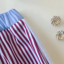 Carica l&#39;immagine nel visualizzatore di Gallery, Boxerina Righe rosse con retro Jacquard bianco con tasche
