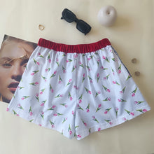 Carica l&#39;immagine nel visualizzatore di Gallery, Boxerina Scacchi azzurri e retro Tulipani con tasche
