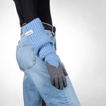 Load image into Gallery viewer, UN/PAIR Two light blue gloves and a third black glove
