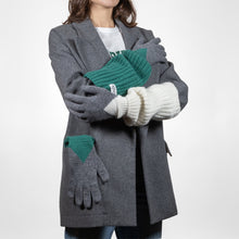 Load image into Gallery viewer, UN/PAIR Two green gloves and a third white glove
