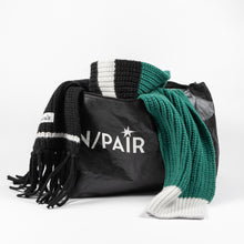 Load image into Gallery viewer, Scarf UN/PAIR Green Black White
