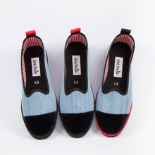 Load image into Gallery viewer, Light blue UN/PAIR’s Friulan with a black ribbon
