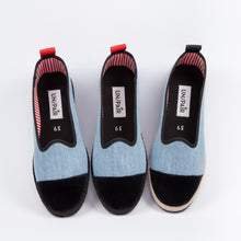 Load image into Gallery viewer, Light blue UN/PAIR’s Friulan with a black ribbon
